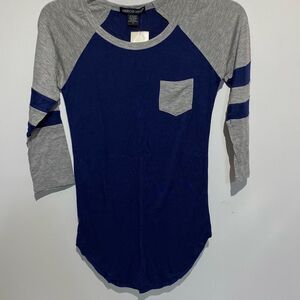 American Dream Women's Blue Gray Heather 3/4 Sleeve Crew Neck T-Shirt Small